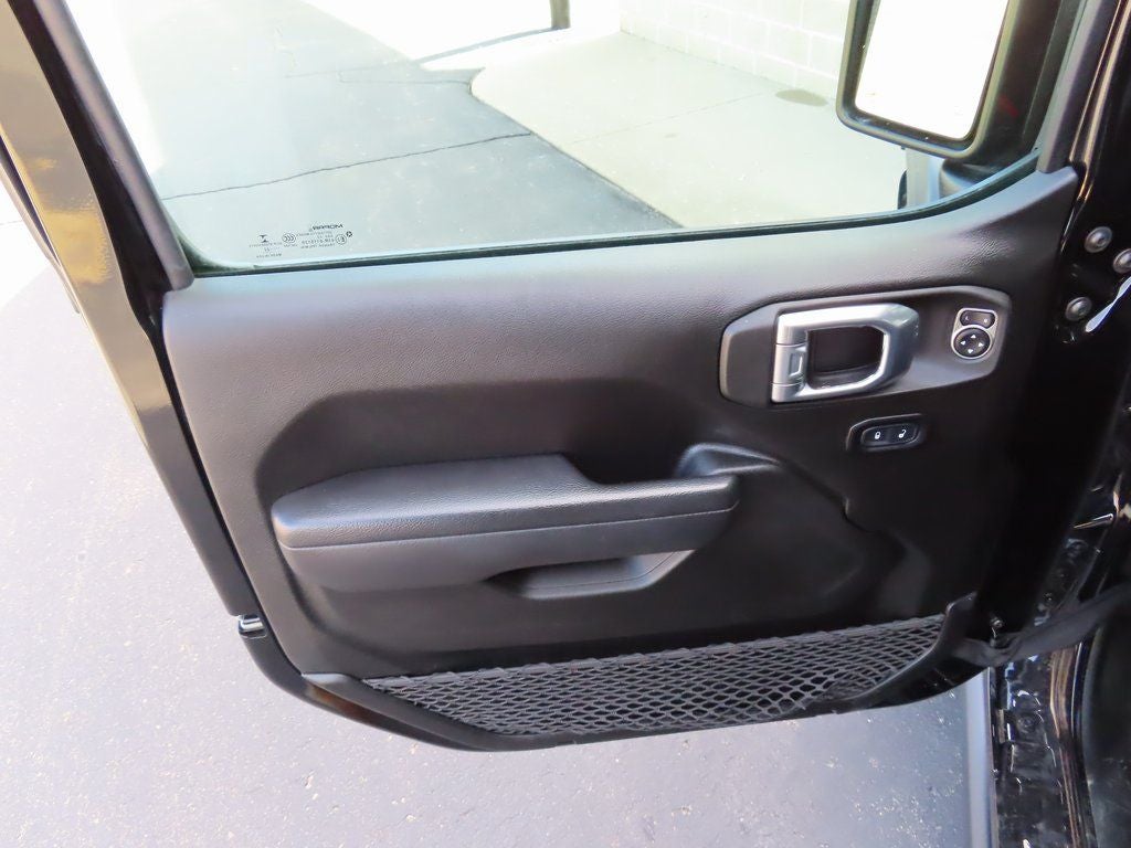 2022 Jeep Wrangler Willys 4x4