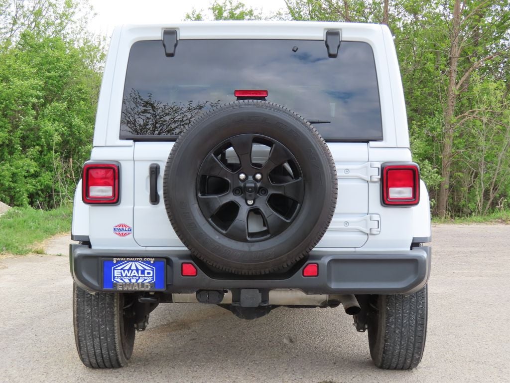 2023 Jeep Wrangler 4-Door Sahara