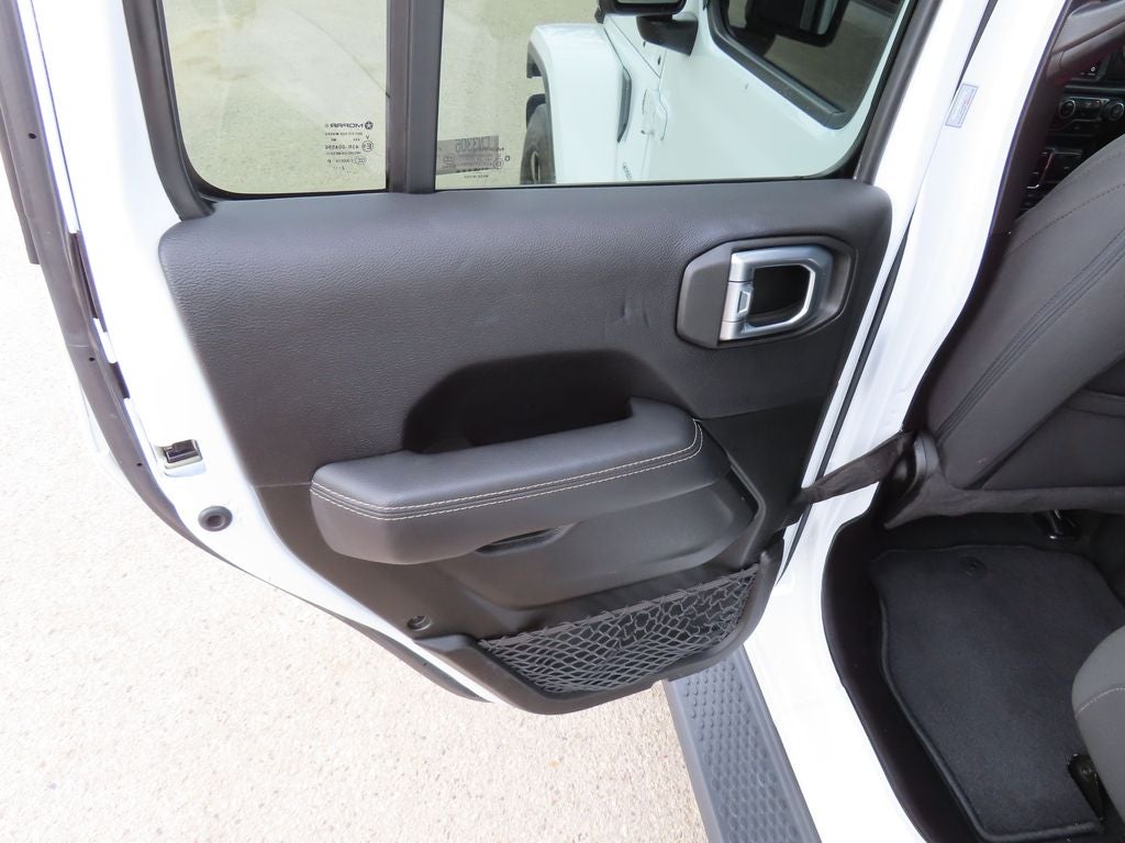 2023 Jeep Wrangler 4-Door Sahara
