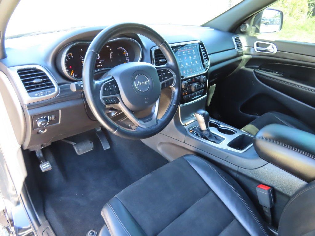 2021 Jeep Grand Cherokee Laredo X 4x4