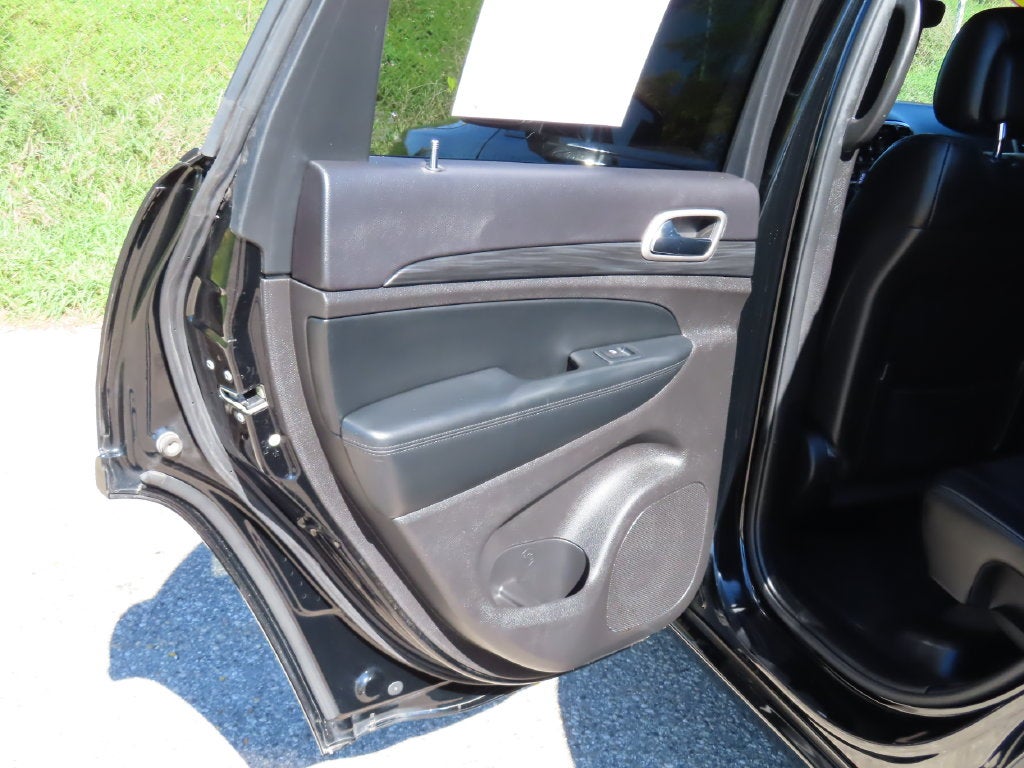 2021 Jeep Grand Cherokee Laredo X 4x4