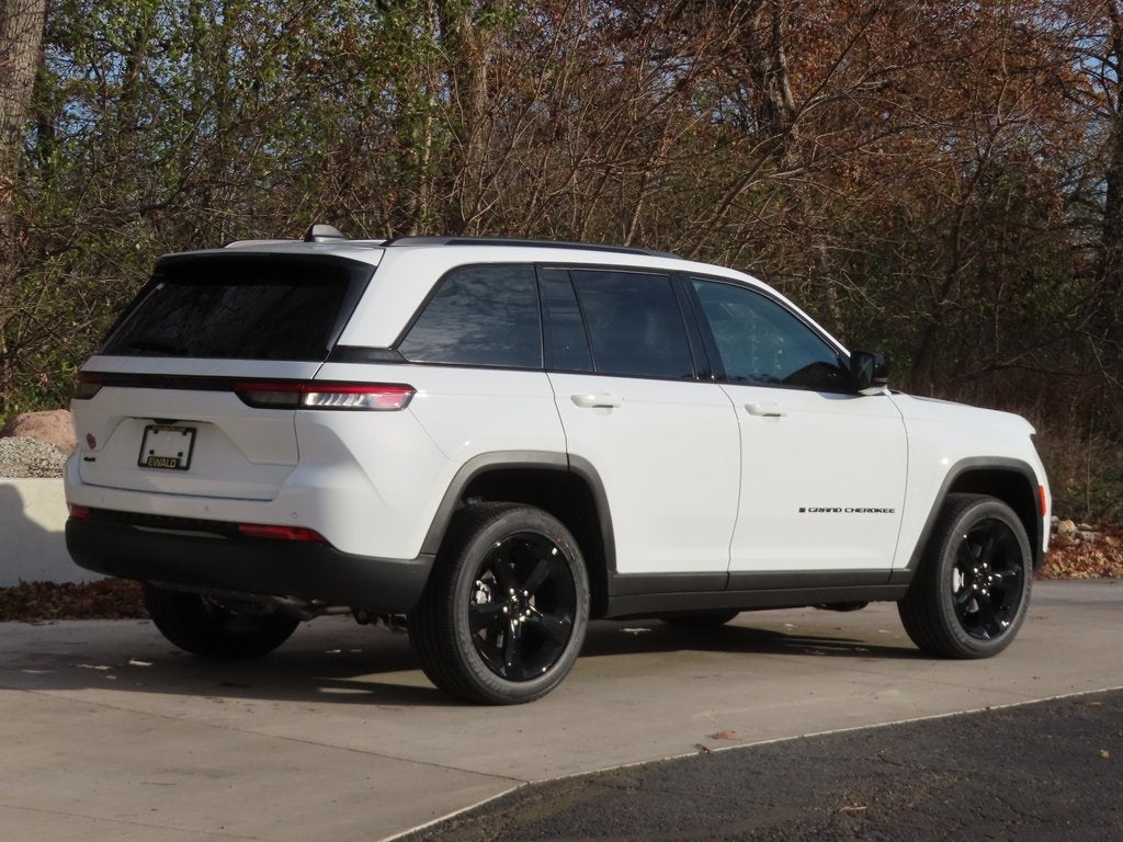 2025 Jeep Grand Cherokee GRAND CHEROKEE ALTITUDE X 4X4