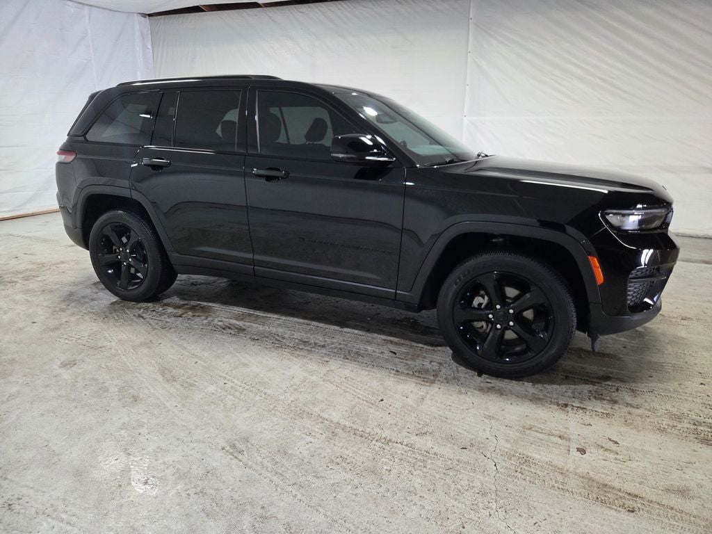 2023 Jeep Grand Cherokee Altitude