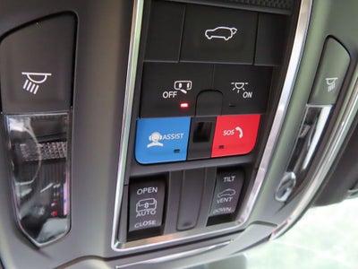 2027 Jeep Grand Cherokee Laredo Altitude