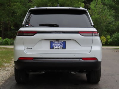 2027 Jeep Grand Cherokee GRAND CHEROKEE LAREDO ALTITUDE 4X4