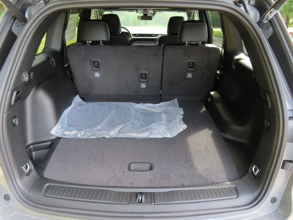 2027 Jeep Grand Cherokee Laredo Altitude