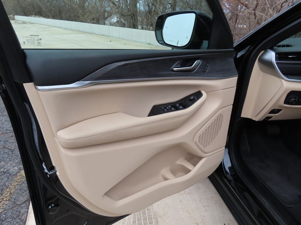 2025 Jeep Grand Cherokee Limited 4x4