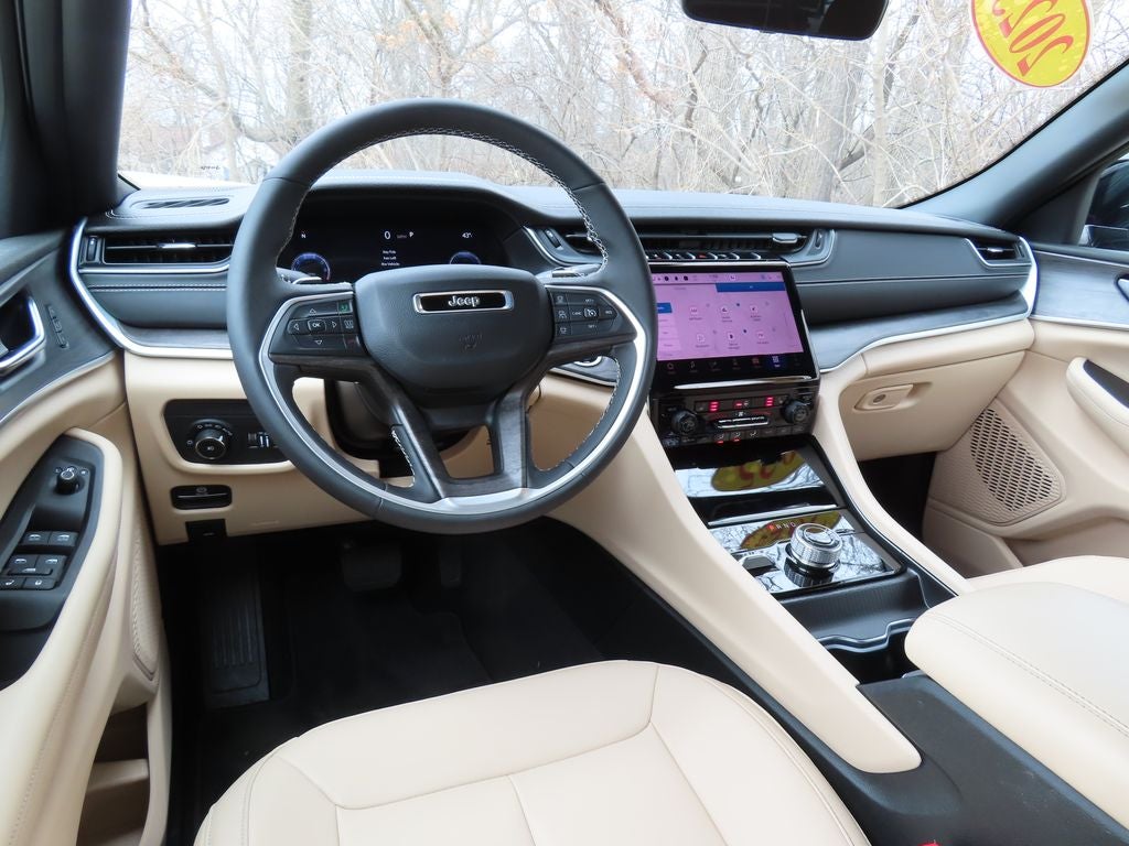 2025 Jeep Grand Cherokee Limited 4x4