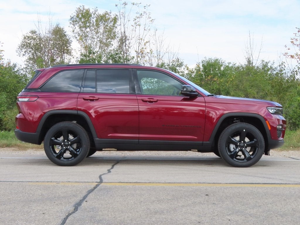 2025 Jeep Grand Cherokee GRAND CHEROKEE LIMITED 4X4