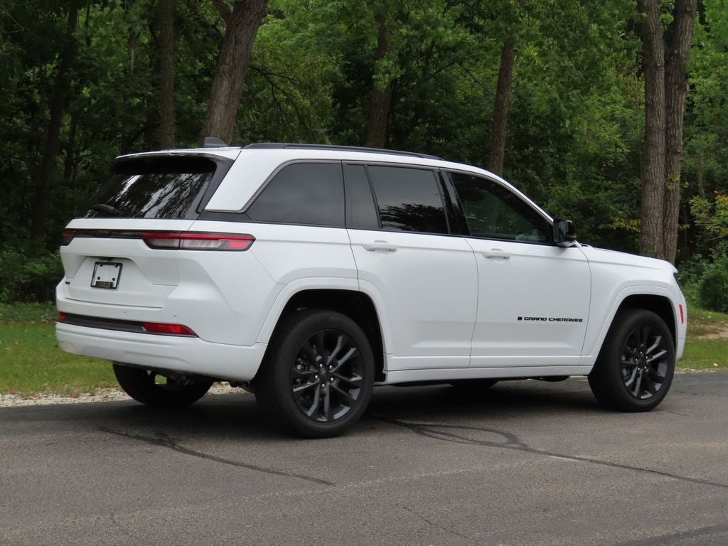 2026 Jeep Grand Cherokee GRAND CHEROKEE LIMITED RESERVE 4X4