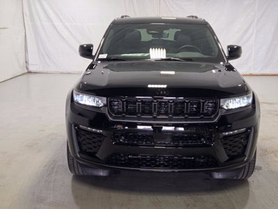 2027 Jeep Grand Cherokee GRAND CHEROKEE LIMITED RESERVE 4X4