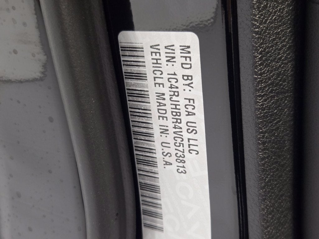 2027 Jeep Grand Cherokee GRAND CHEROKEE LIMITED RESERVE 4X4