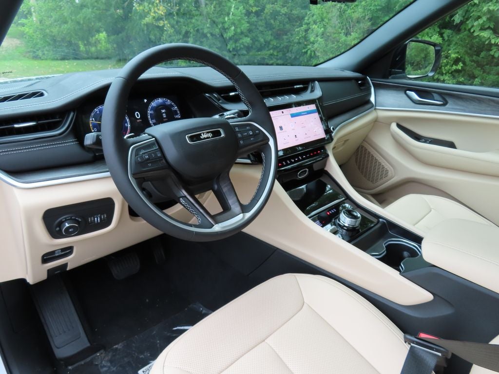2027 Jeep Grand Cherokee Limited
