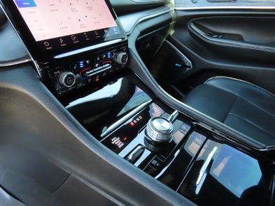 2023 Jeep Grand Cherokee Overland 4x4