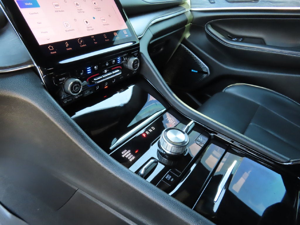 2023 Jeep Grand Cherokee Overland 4x4