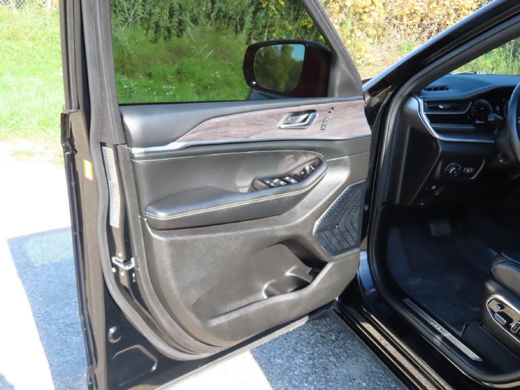 2023 Jeep Grand Cherokee Overland 4x4