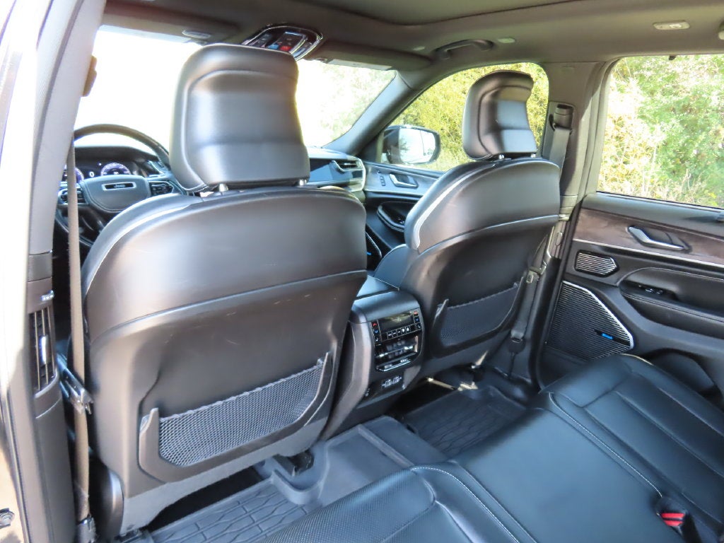 2023 Jeep Grand Cherokee Overland 4x4