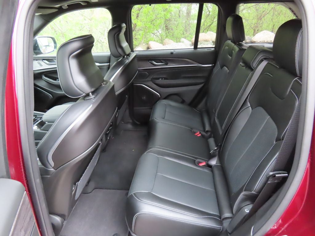 2025 Jeep Grand Cherokee GRAND CHEROKEE OVERLAND 4X4