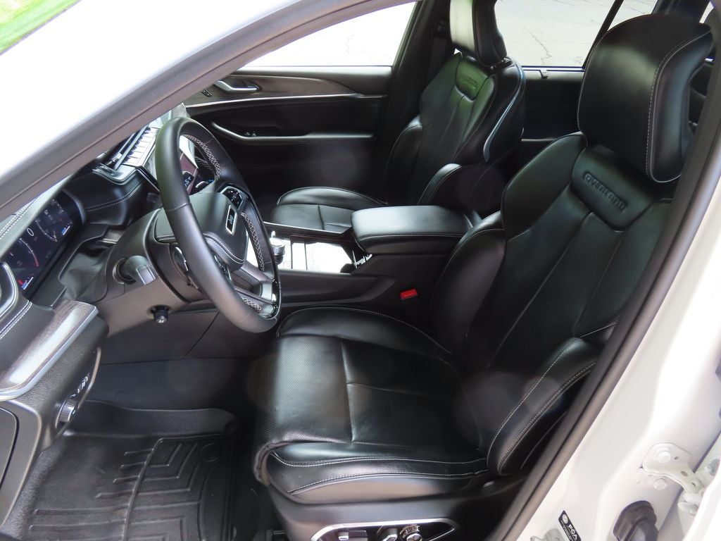 2023 Jeep Grand Cherokee Overland 4x4