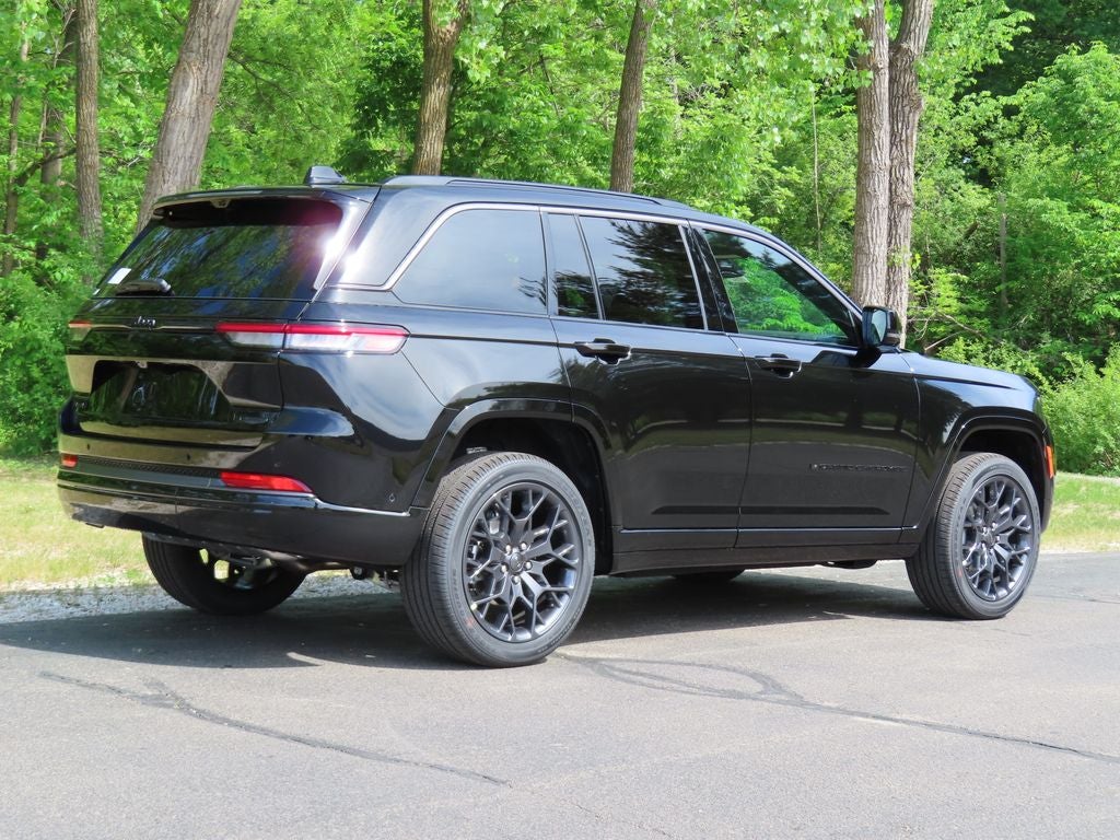 2026 Jeep Grand Cherokee GRAND CHEROKEE SUMMIT 4X4