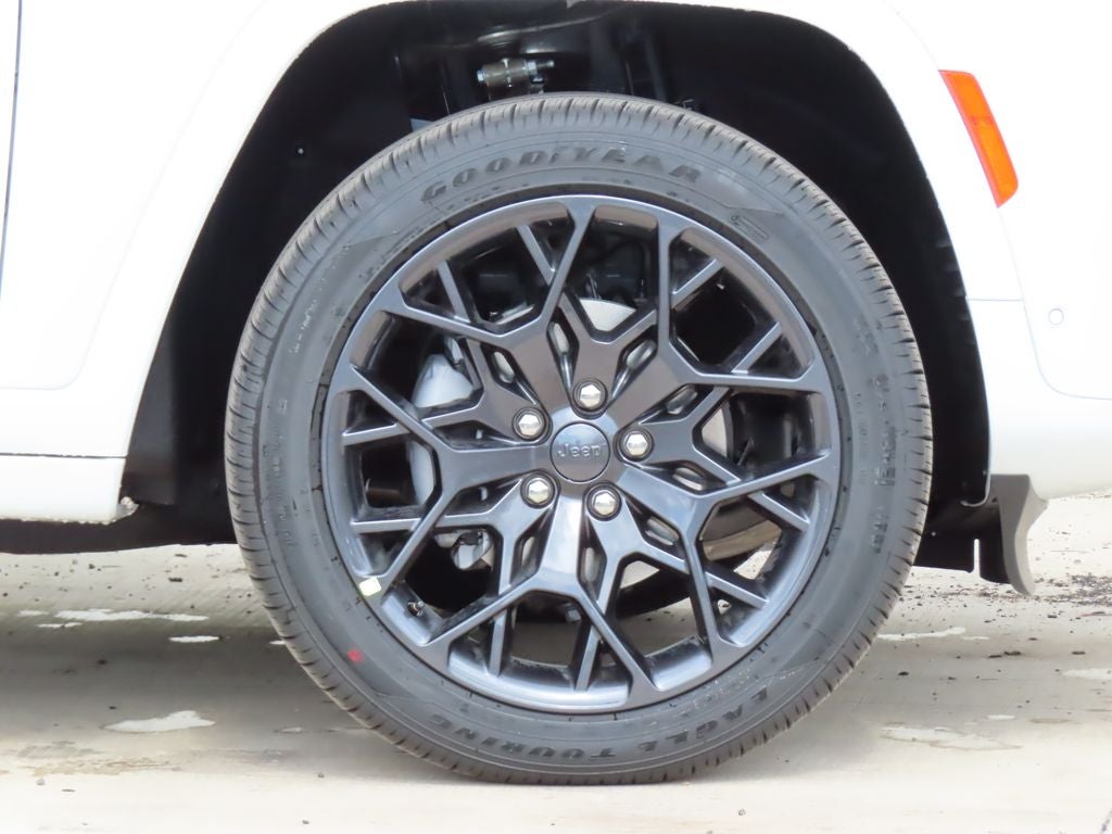 2026 Jeep Grand Cherokee GRAND CHEROKEE SUMMIT 4X4