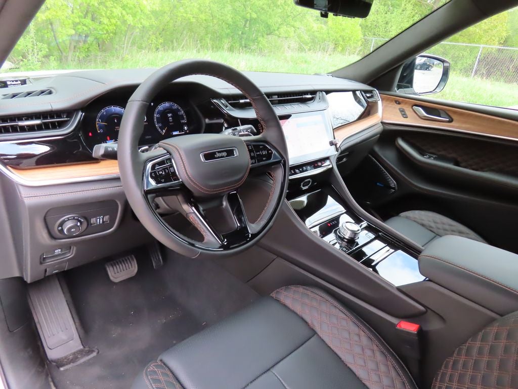 2026 Jeep Grand Cherokee GRAND CHEROKEE SUMMIT 4X4