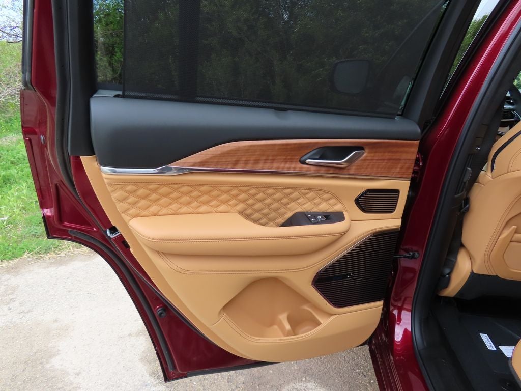 2026 Jeep Grand Cherokee GRAND CHEROKEE SUMMIT 4X4