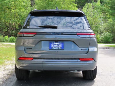 2027 Jeep Grand Cherokee Summit