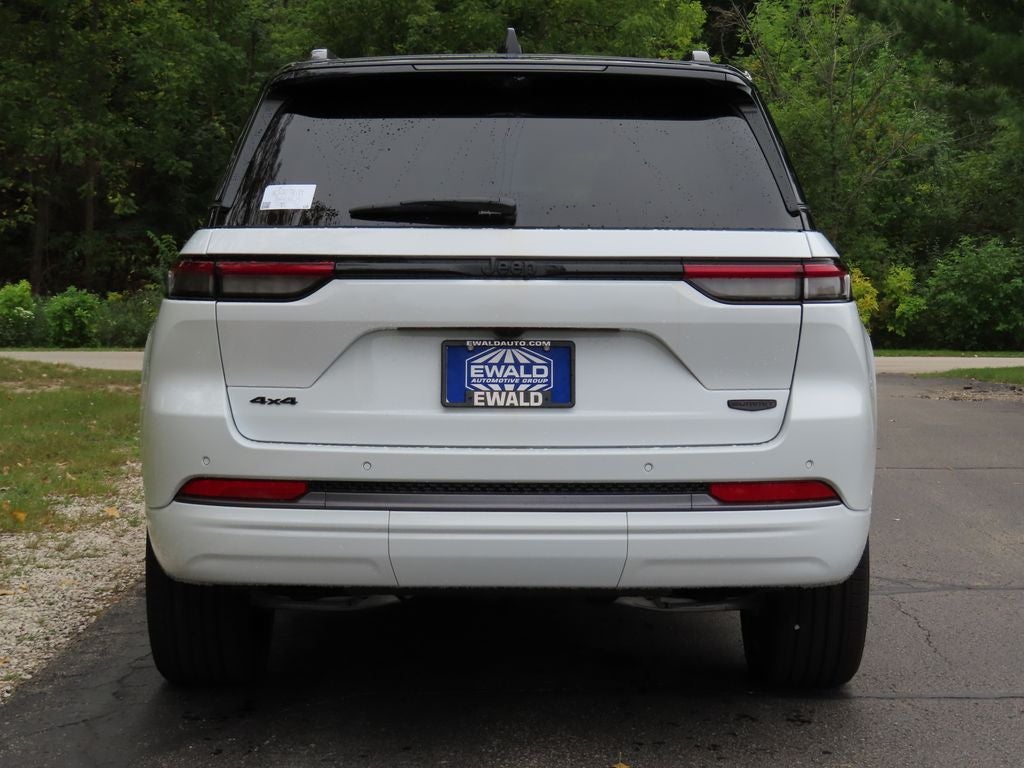 2027 Jeep Grand Cherokee GRAND CHEROKEE SUMMIT 4X4