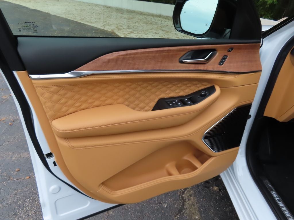 2027 Jeep Grand Cherokee GRAND CHEROKEE SUMMIT 4X4