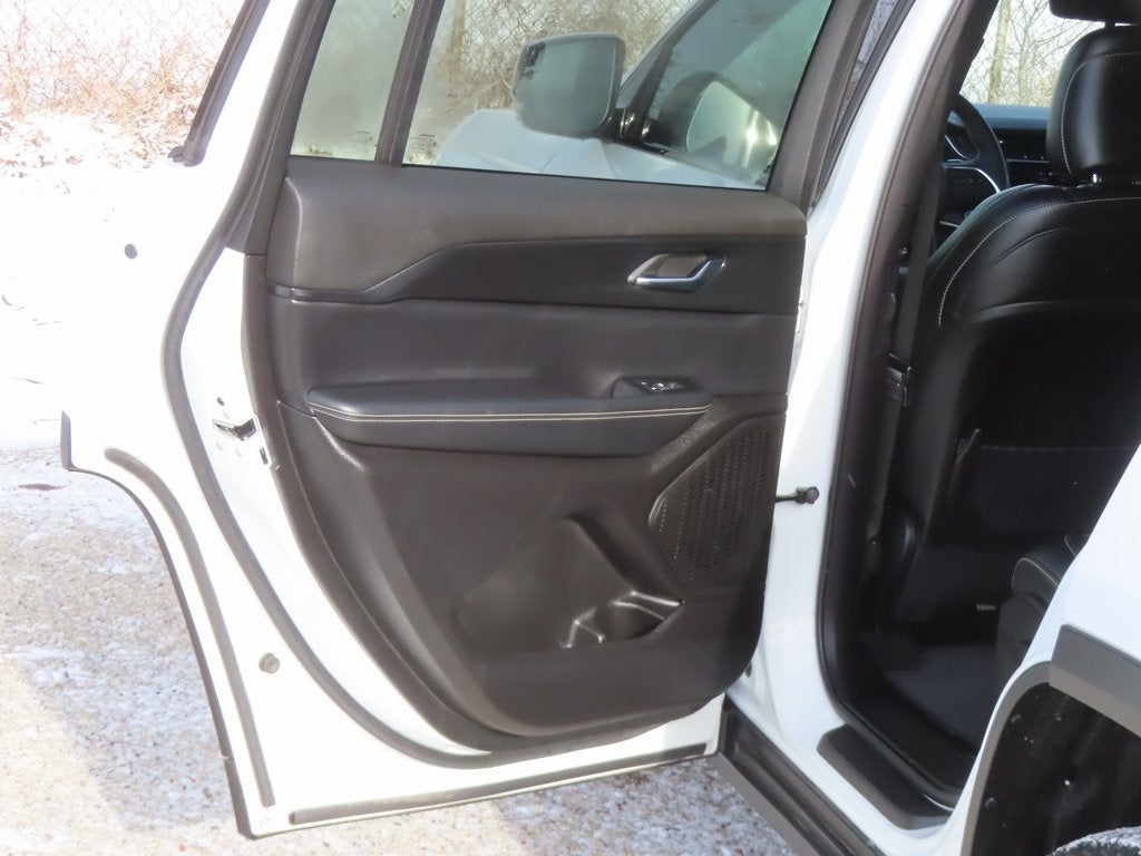 2025 Jeep Grand Cherokee L Altitude X 4x4