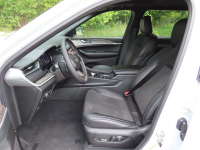 2027 Jeep Grand Cherokee L Laredo Altitude