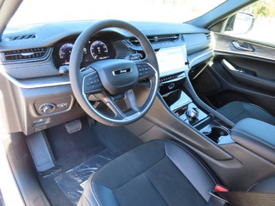 2027 Jeep Grand Cherokee L GRAND CHEROKEE L LAREDO ALTITUDE 4X4