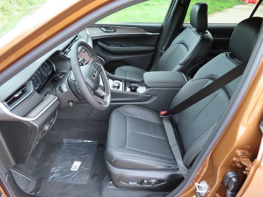 2027 Jeep Grand Cherokee L GRAND CHEROKEE L LIMITED RESERVE 4X4