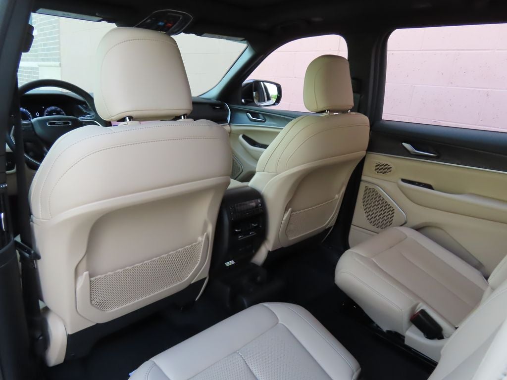 2026 Jeep Grand Cherokee L GRAND CHEROKEE L LIMITED 4X4