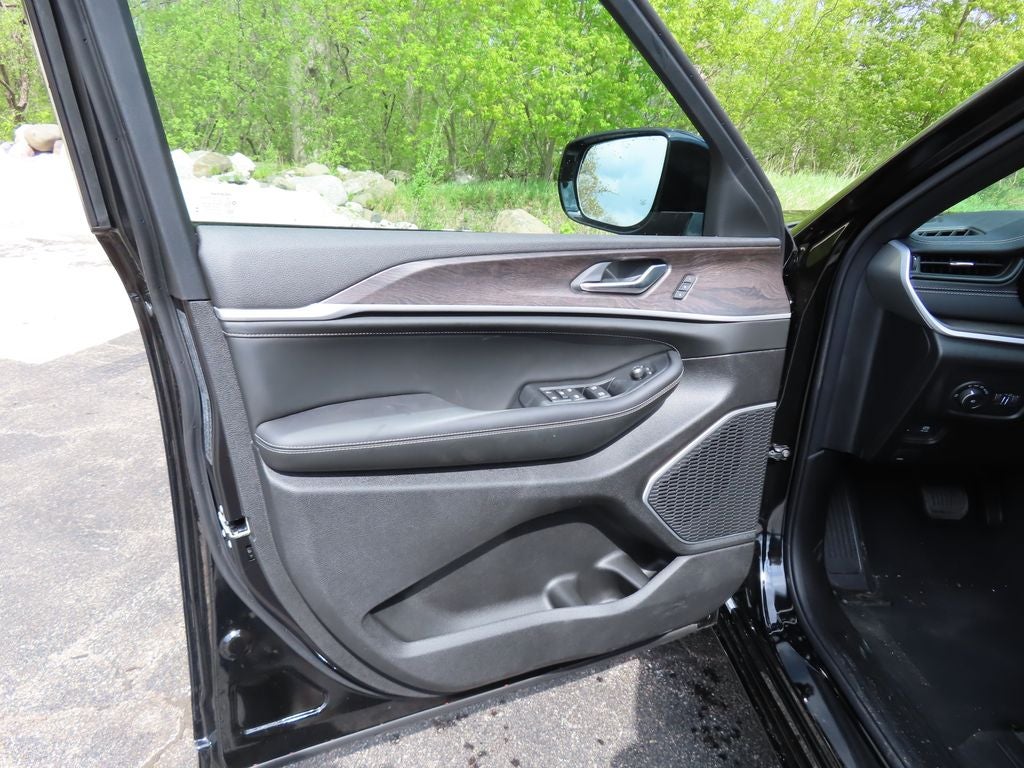 2026 Jeep Grand Cherokee L GRAND CHEROKEE L LIMITED RESERVE 4X4