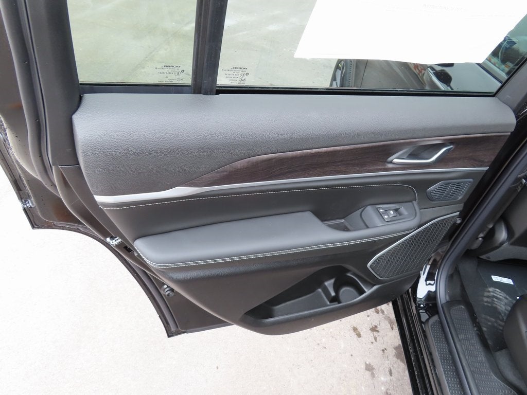 2026 Jeep Grand Cherokee L GRAND CHEROKEE L LIMITED RESERVE 4X4