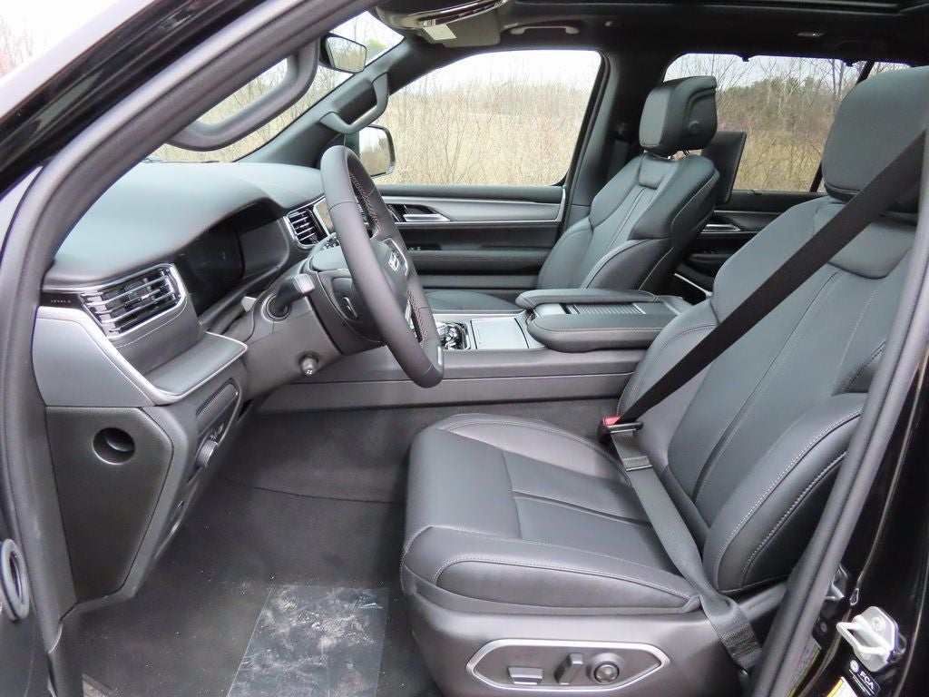 2026 Jeep Grand Wagoneer L GRAND WAGONEER L LIMITED RESERVE 4X4