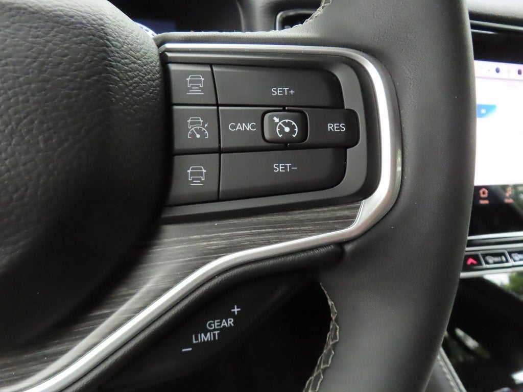 2024 Jeep Wagoneer L Series II 4x4