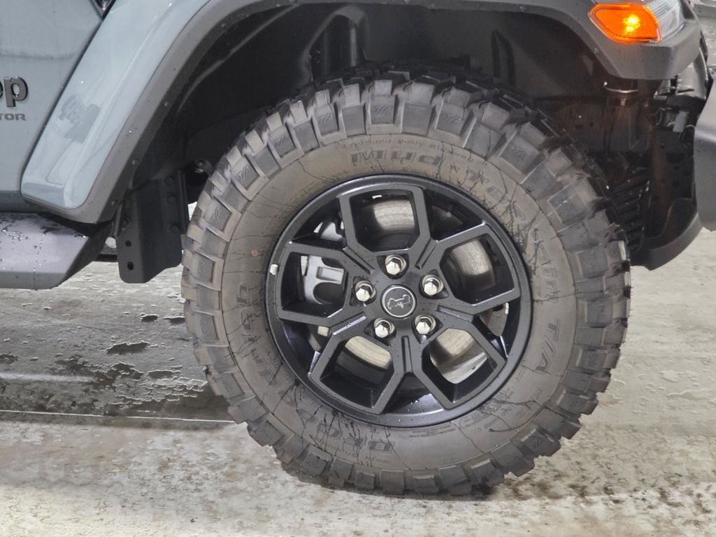 2025 Jeep Gladiator GLADIATOR HIGH TIDE 4X4