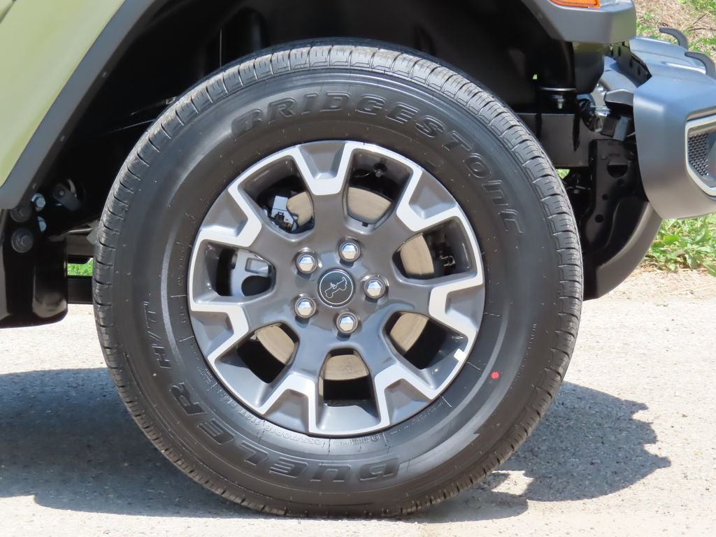 2026 Jeep Gladiator GLADIATOR SAHARA 4X4