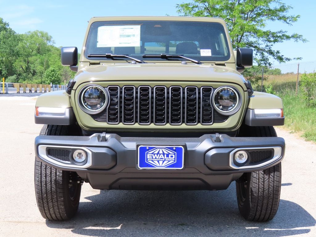 2026 Jeep Gladiator GLADIATOR SAHARA 4X4