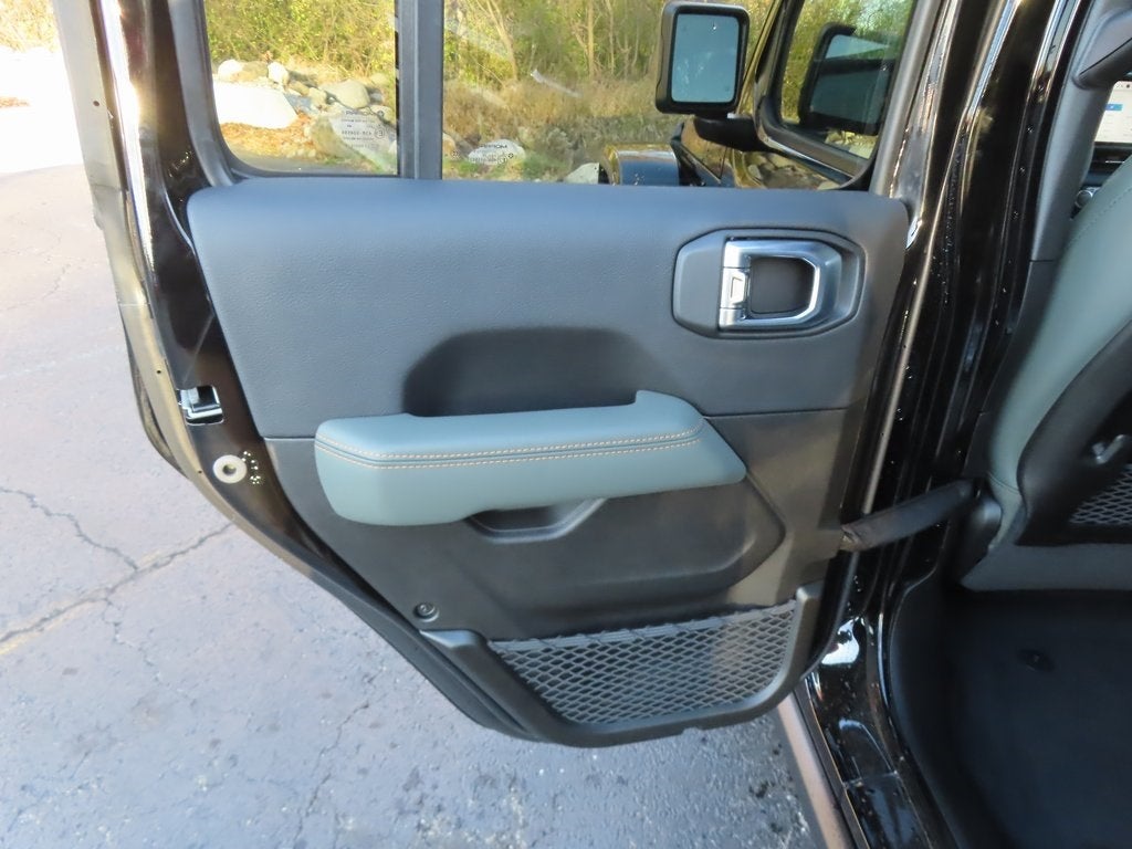 2026 Jeep Gladiator GLADIATOR MOJAVE 4X4