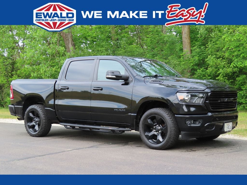 2019 RAM 1500 Big Horn/Lone Star 4x4 Crew Cab 5'7's photo
