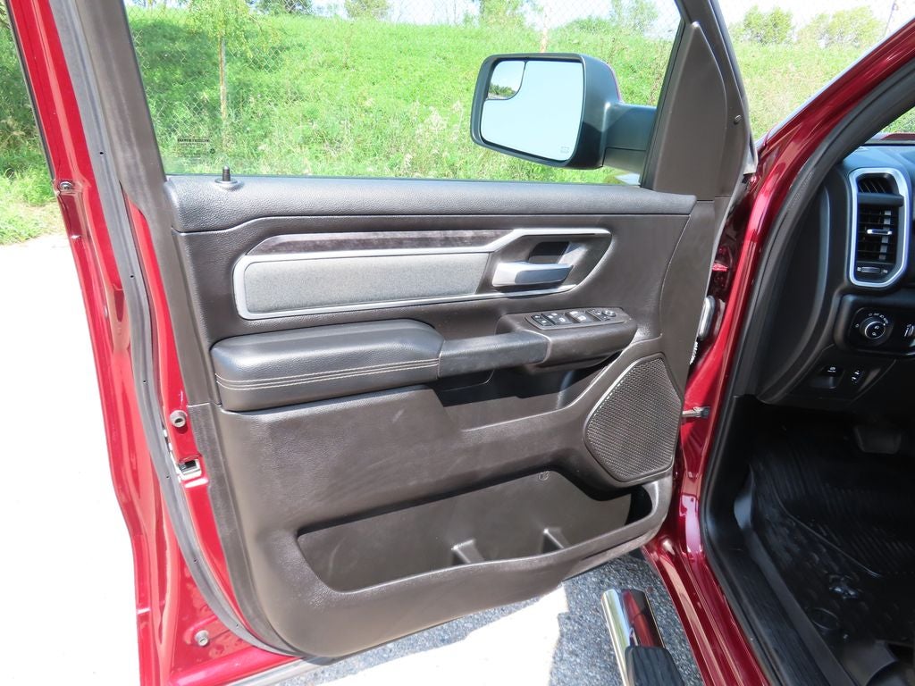2022 RAM 1500 Big Horn Quad Cab 4x4 6'4' Box