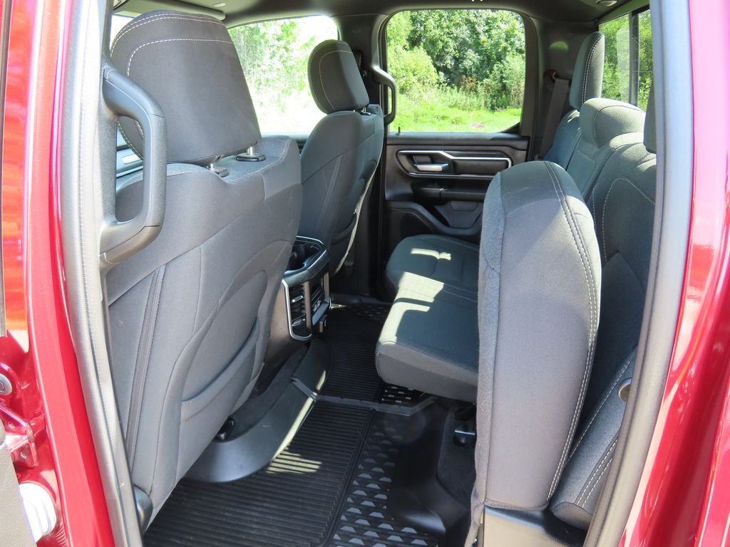 2022 RAM 1500 Big Horn Quad Cab 4x4 6'4' Box