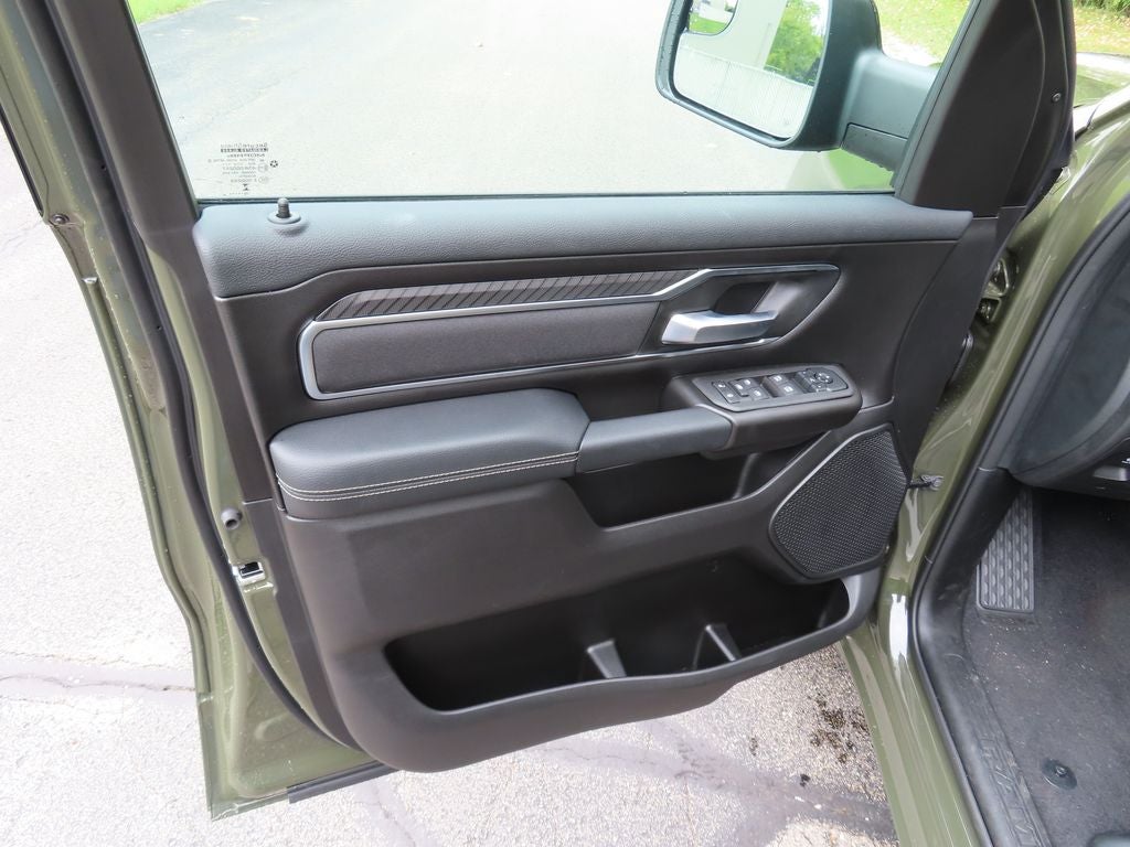 2027 RAM 1500 RAM 1500 BIG HORN CREW CAB 4X4 5'7' BOX