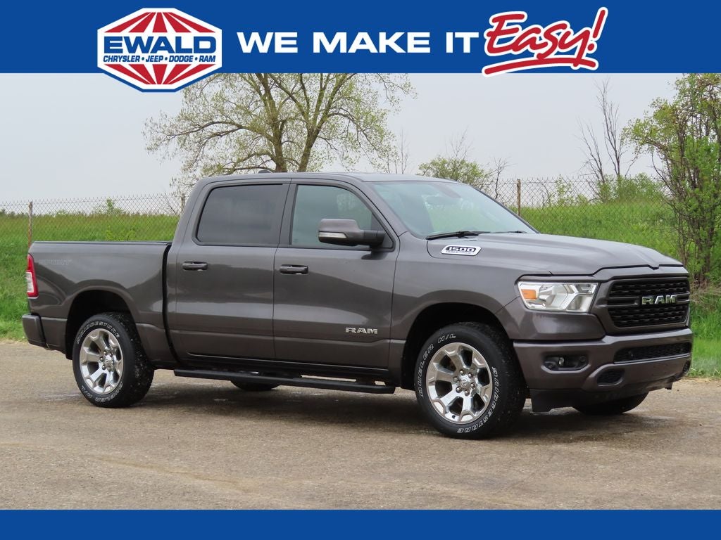 2022 RAM 1500 Big Horn Crew Cab 4x4 5'7' Box