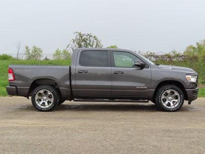 2022 RAM 1500 Big Horn Crew Cab 4x4 5'7' Box