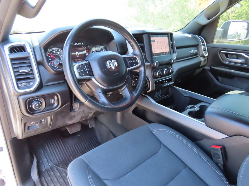 2022 RAM 1500 Big Horn Crew Cab 4x4 5'7' Box